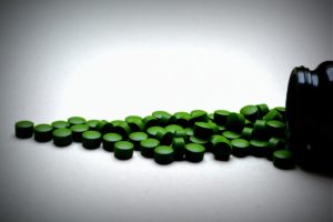 complement alimentaire vert spiruline