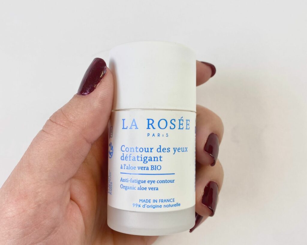 Contour des yeux en stick de la marque La Rosée