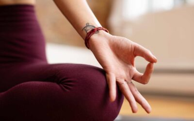 Yoga matinal : routine pour bien commencer la journée.