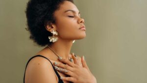 femme qui respire profondément